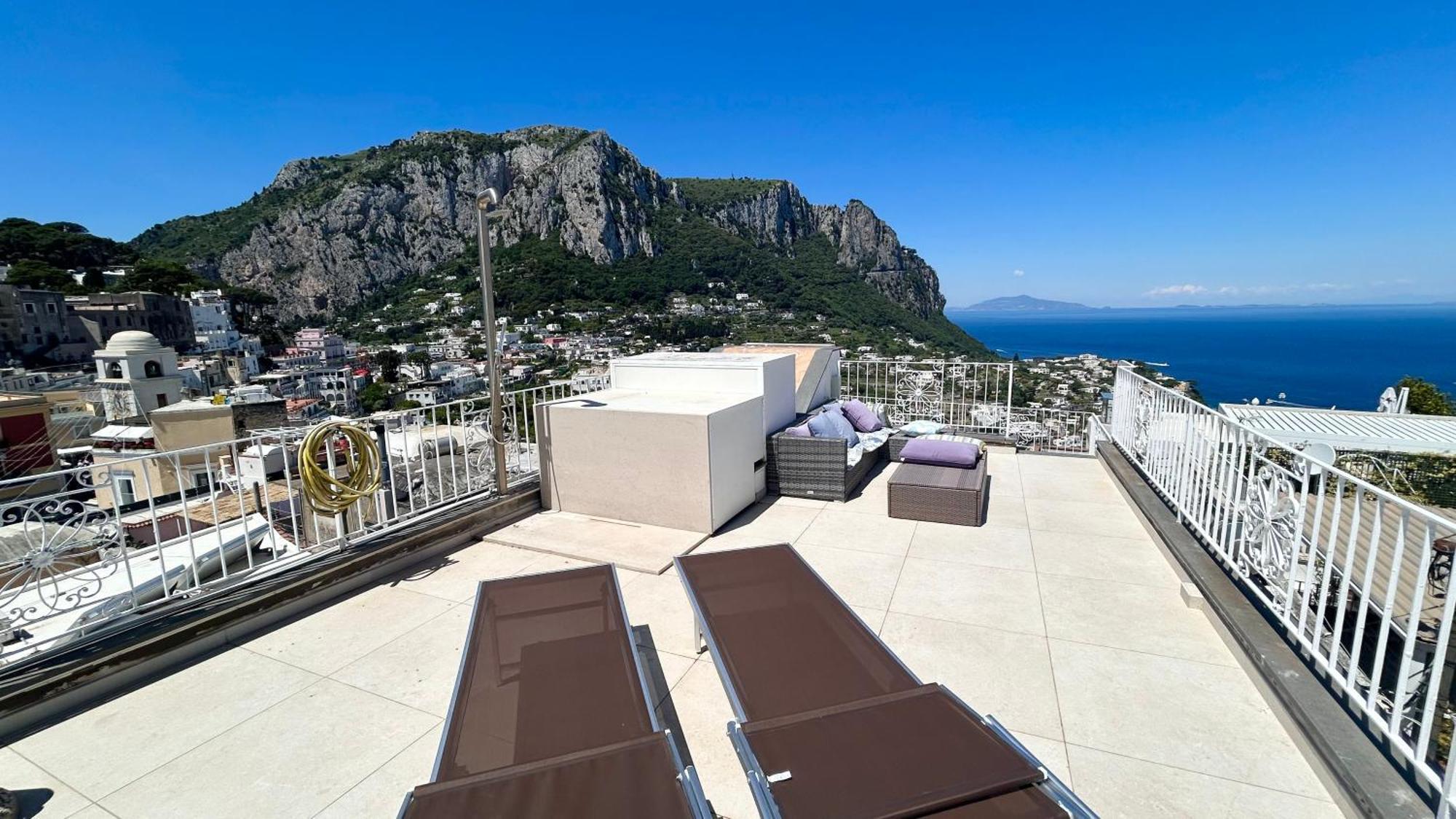 Rooftop Luxury Suite By Caprirooms Buitenkant foto